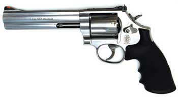 Smith and Wesson Model 686 pistol