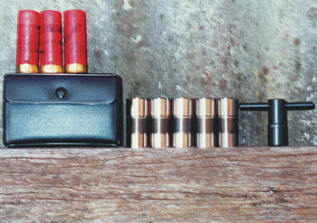 A set of five chokes, a wrench and closeable container come with the gun.